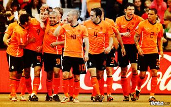 话题讨论：无缘欧洲杯的荷兰问题出在哪里？