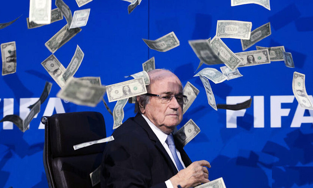 国际足坛年度十大事件：巴萨五冠 FIFA贪腐丑闻