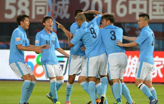 中甲综述：权健大胜黄海 一方3-2战胜毅腾