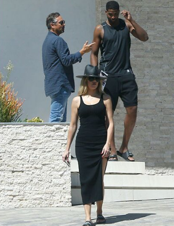 TMZ:科勒-卡戴珊搭上骑士中锋TT 骑士你颤抖了