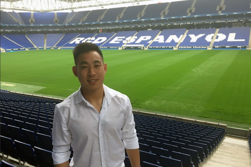 官方:西班牙人签下华裔球员丹尼尔-王