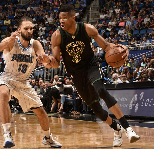 前瞻-雄鹿VS魔术:迷雾中的鹿怪