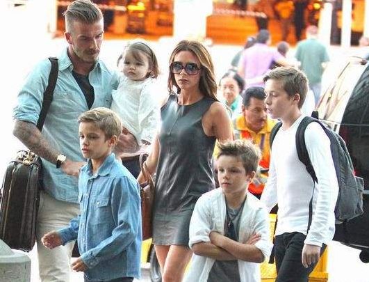 [英超]吧友们看着长大！迈阿密夺冠现场贝克汉姆亲14岁小七，女大十八变(图4)