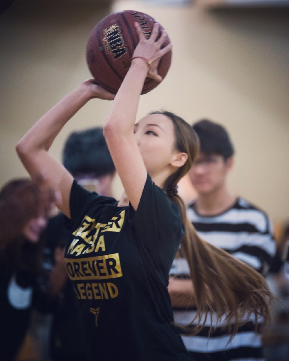 直播吧专访美女科蜜:感谢篮球,它改变了我的人