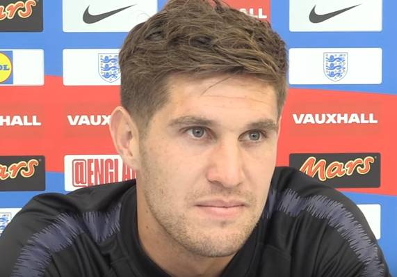 斯通斯:顺利出线感觉很棒,但没能零封对手有点