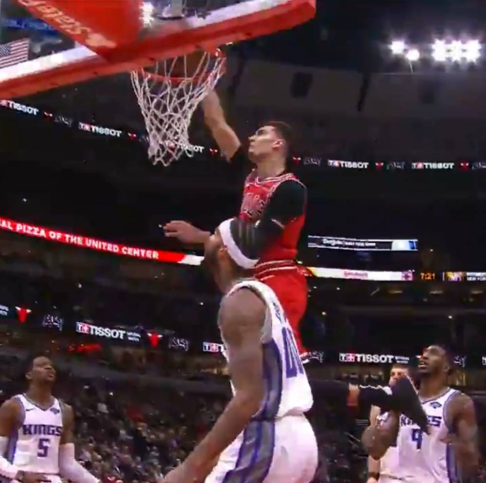 人类十佳球精华!扎克-拉文穿越人群垫步单臂炸