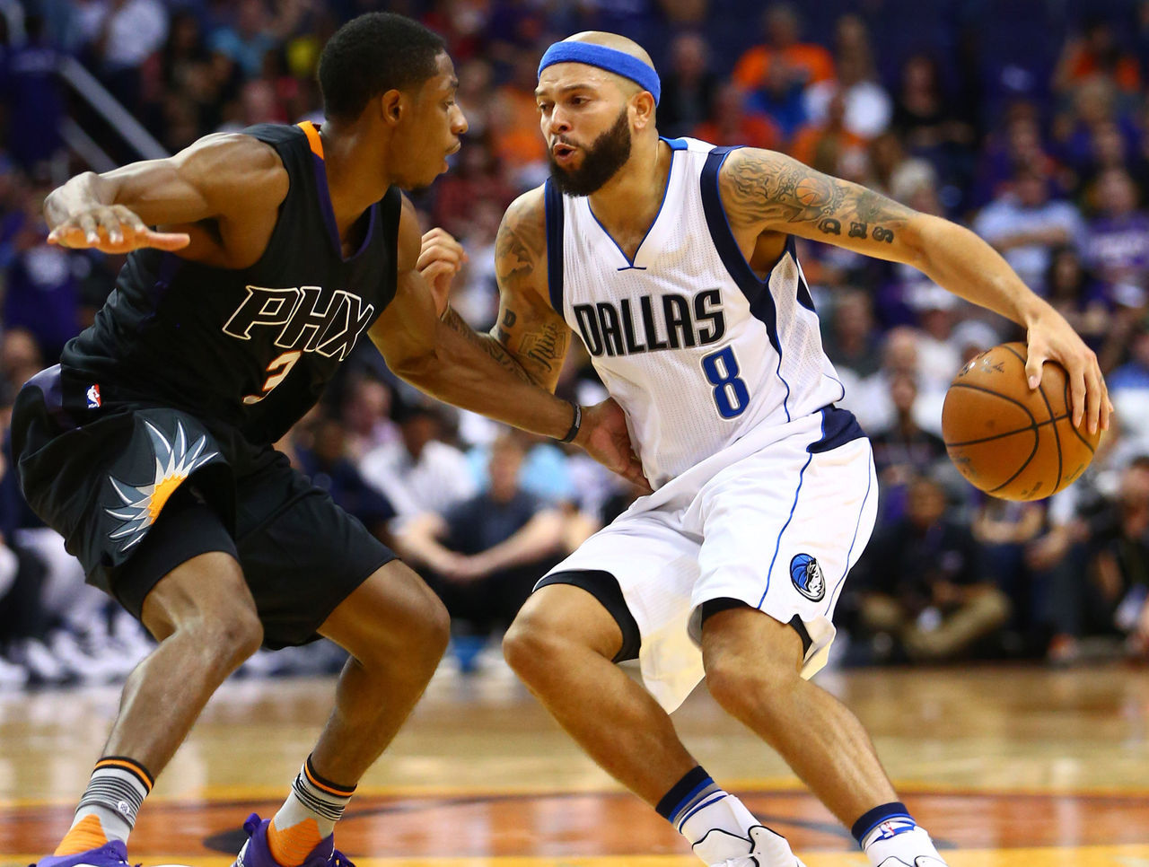 德隆因伤明日战雄鹿继续缺阵-直播吧手机版