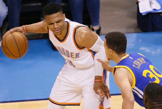 NBA晚报:雷霆大胜 勇士夺赛点  总比分 3-1 -宜宾