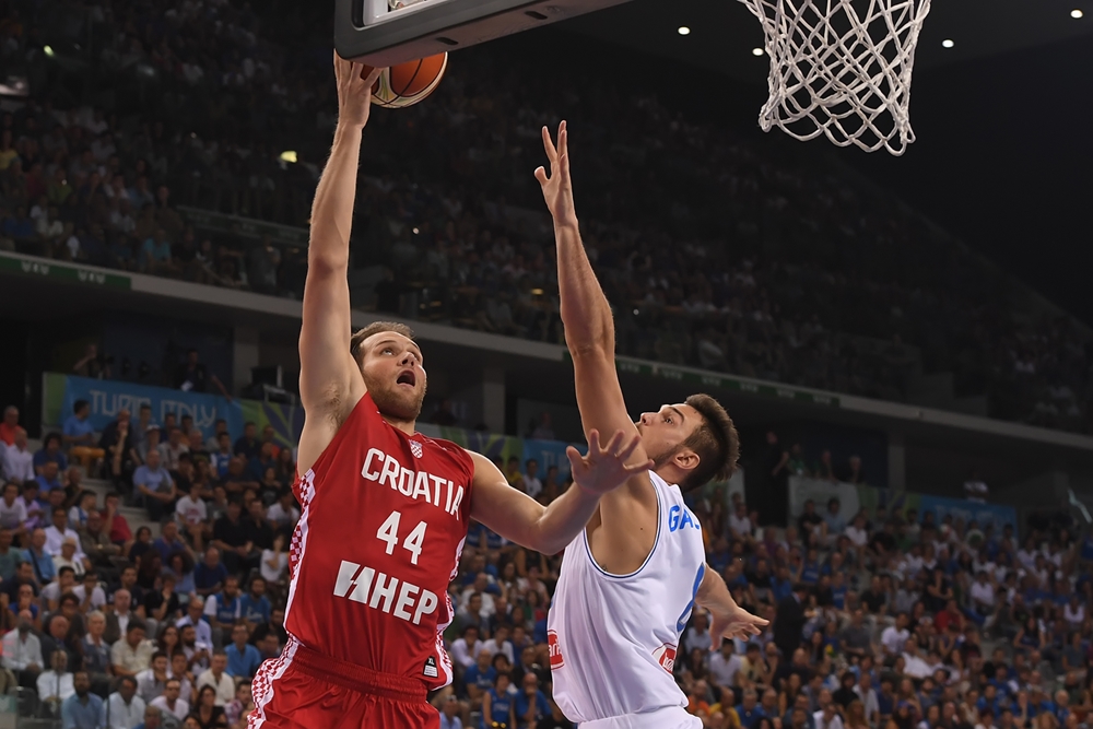 -贝里内利19分神将26+6 意大利险胜克罗地亚-