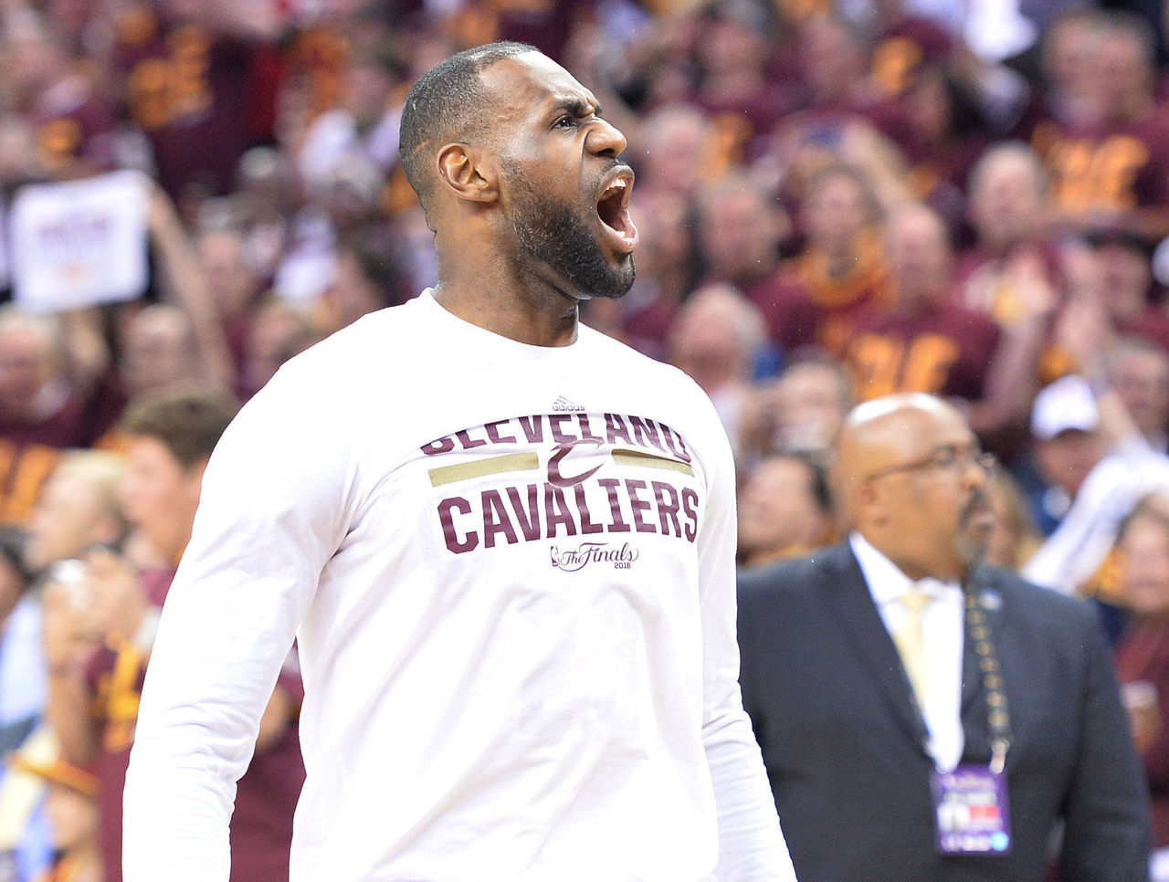 詹姆斯:如今对菲尔-杰克逊失去尊重-直播吧zhi