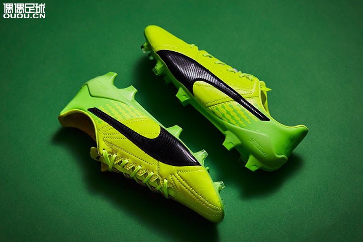 袋鼠皮Puma evoSPEED 17 SL足球鞋