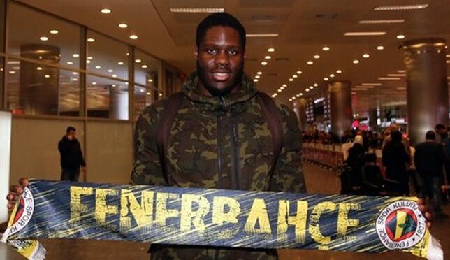 久违了!本内特土耳其联赛首次拿到两双数据-直