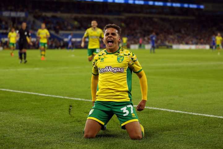 镜报：阿森纳将与热刺争夺诺维奇边卫阿隆斯