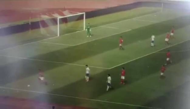 内讧!恒大预备队球员场上互殴