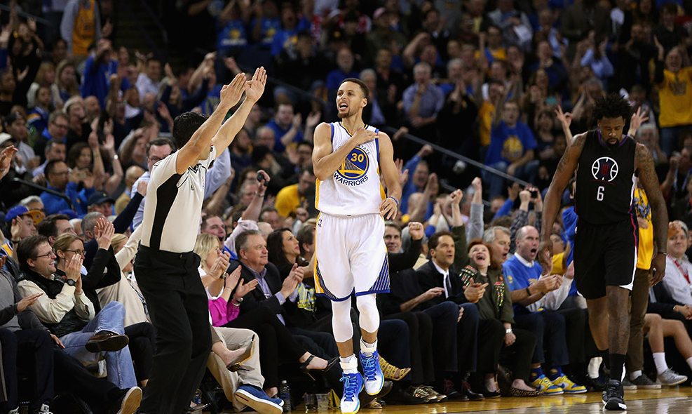 水花65分 小乔丹19+20 勇士主场横扫快船