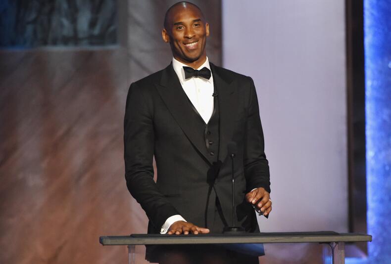 帅图预警!科比盛装出席美国电影学院颁奖典礼