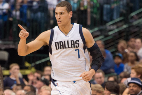 德怀特-鲍威尔和小牛达成4年3700万续约口头协议