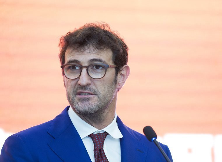 官方:费拉拉出任武汉卓尔主帅