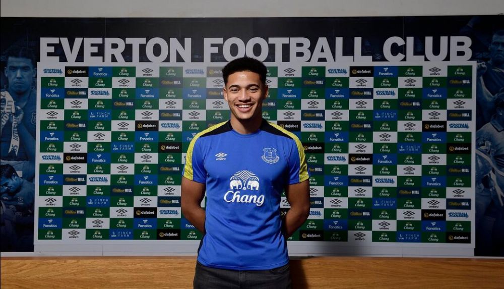 官方:埃弗顿续约后卫布朗宁并将其外租