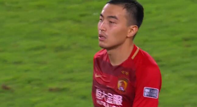 冯潇霆:随卡帅争中超八连冠 希望职业生涯更长