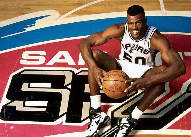 大卫-罗兵逊发推祝贺科尔勇士夺冠-直播吧zhib