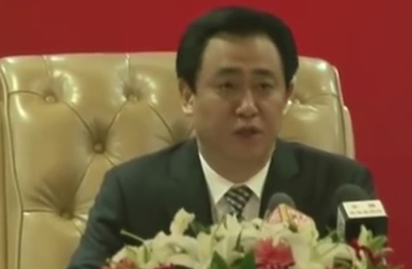 许家印奖励表现出色恒大国脚 黄博文获百万奖