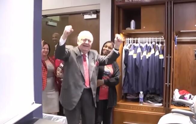 鹈鹕高龄老板曾忘记安东尼-戴维斯姓名