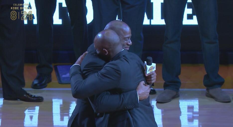 魔术师为科比致辞:不会再有人在退役之战砍60