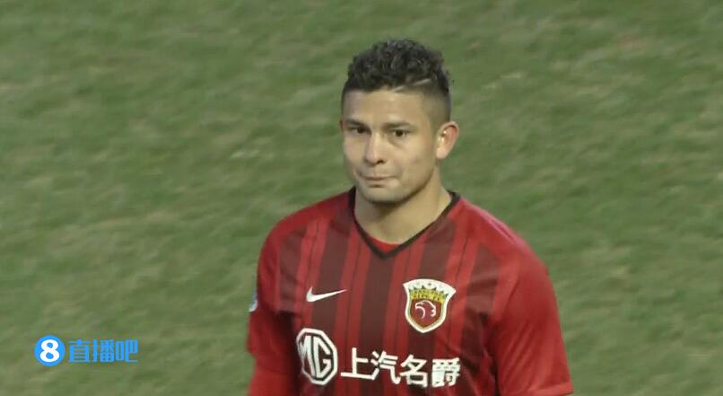 埃尔克森:日本球队实力出色 明天全力帮助球队