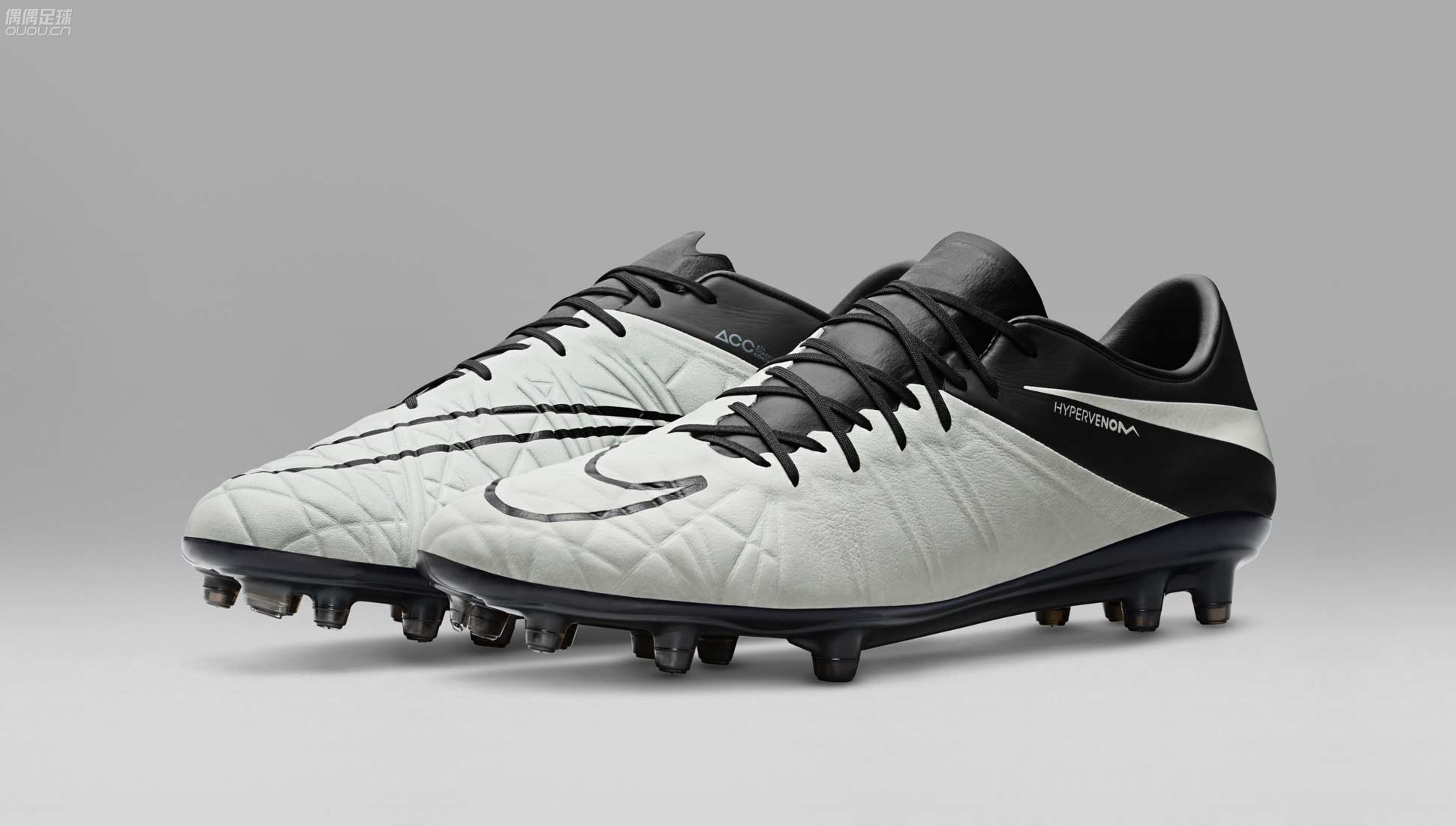 耐克发布黑白配色Tech Craft足球鞋套装-直播吧