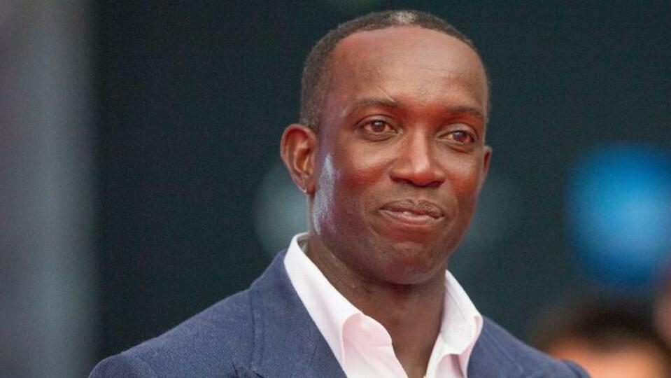 护照贴有伊朗邮票 曼联传奇约克被禁止入境美