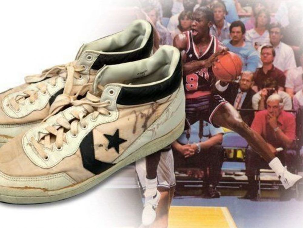 乔丹84年奥运决赛战靴19万美元成交 创历史新