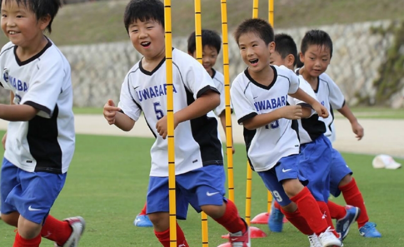 中国业余足球联赛的发展,会鼓励更多孩子选择